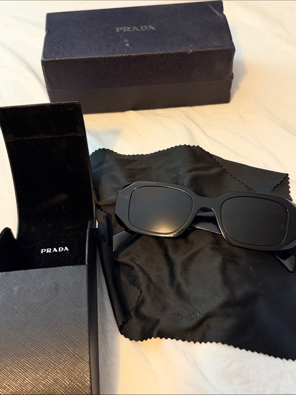 Unisex Prada 17WS best selling sunglass